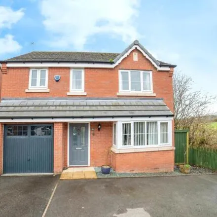 Buy this 4 bed house on Parkland View in Huthwaite, NG17 2TR