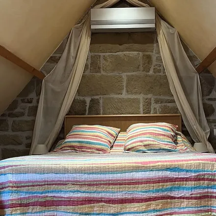 Rent this 1 bed house on Lissac-sur-Couze in Le Colombier, Route de Saint-Cernin
