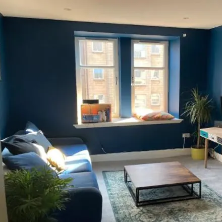 Rent this 3 bed apartment on Travelodge Glasgow Central in 5-11 Hill Street, Glasgow