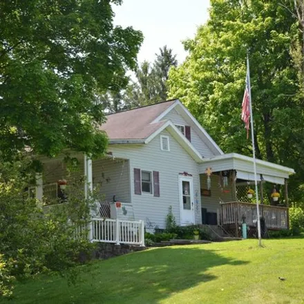 Image 1 - 2224 Pleasant Valley Road, Pleasant Valley, Marion County, WV 26554, USA - House for sale