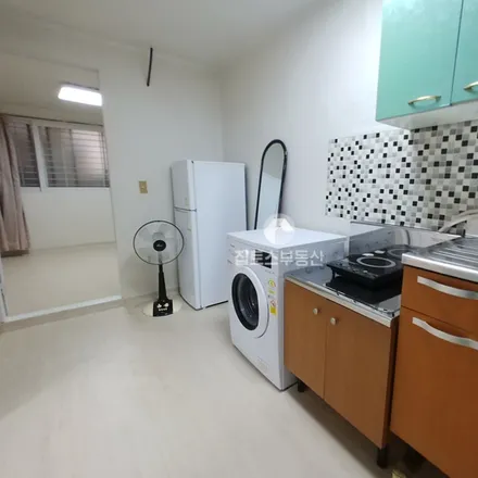 Image 3 - 서울특별시 강남구 도곡동 902-77 - Apartment for rent