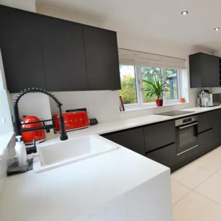 Image 3 - Manor Woods Valley, Willoughby Close, Bristol, BS13 7LA, United Kingdom - House for sale