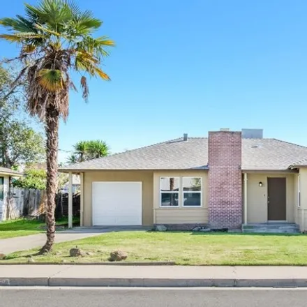 Buy this 3 bed house on 1179 West Weldon Avenue in Fresno, CA 93705
