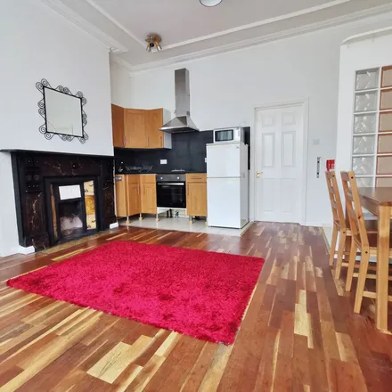 Rent this 1 bed apartment on 33 Grosvenor Road in London, N3 1EY