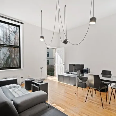 Image 3 - 242 West 136th Street, New York, NY 10030, USA - House for rent