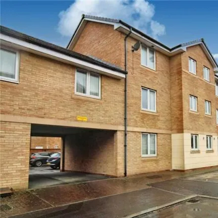 Rent this 2 bed room on Padstow Road in Swindon, SN2 2EG