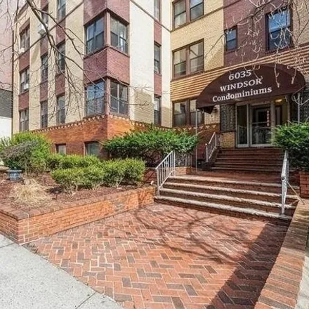 Image 2 - 6035 Kennedy Blvd E Apt B7, West New York, New Jersey, 07093 - Condo for sale