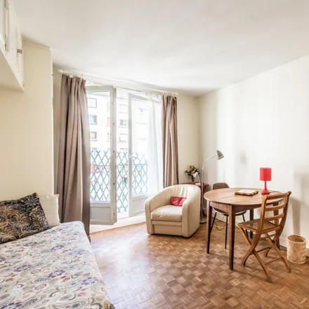 Image 3 - 4 Rue Léon Delagrange, 75015 Paris, France - Apartment for rent