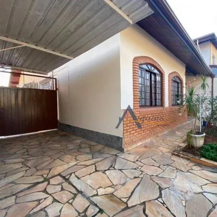 Buy this 5 bed house on Avenida Monteiro Lobato in Estiva, Taubaté - SP