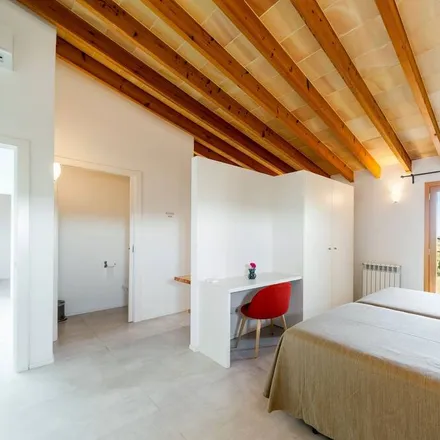 Rent this 6 bed house on 07250 Vilafranca de Bonany