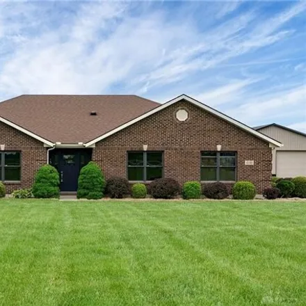 Buy this 4 bed house on 4198 Centerville Road in Sugarcreek Township, OH 45370