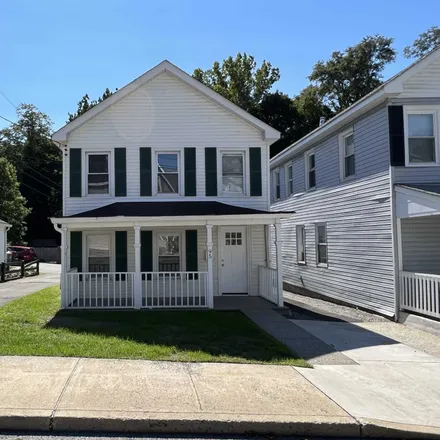 Rent this 5 bed house on 105 East Main Street in City of Beacon, NY 12508