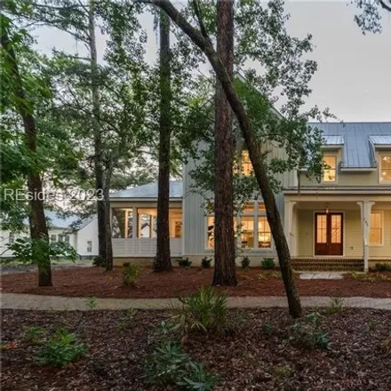 Buy this 4 bed house on 1 Red Knot Road in Bluffton, Beaufort County