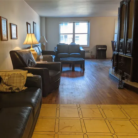 Buy this 3 bed condo on 142-05 Roosevelt Avenue in New York, NY 11354