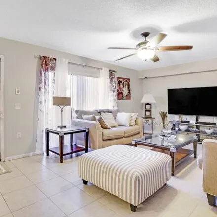 Image 5 - 5216 52nd Way, West Palm Beach, FL 33409, USA - Townhouse for sale