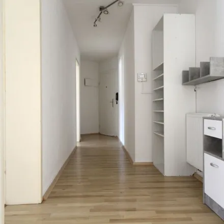 Rent this 3 bed apartment on Bahnhofstraße 61 in 67059 Ludwigshafen am Rhein, Germany