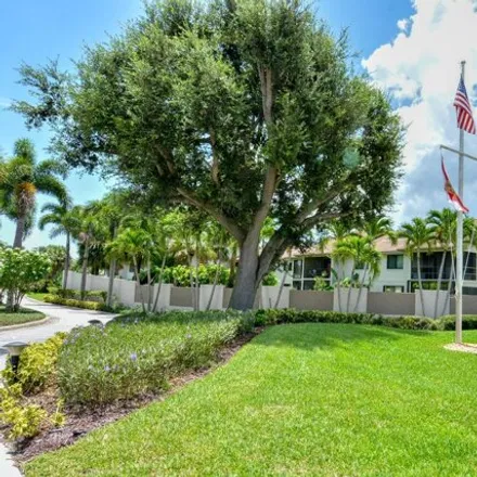 Buy this 2 bed condo on unnamed road in Martin County, FL 34957