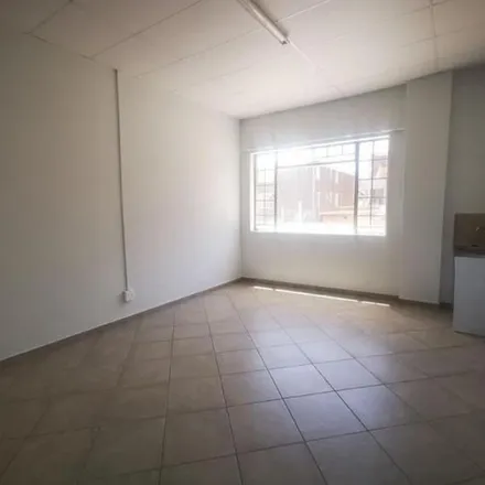 Rent this 1 bed apartment on 2nd Avenue in Johannesburg Ward 70, Roodepoort