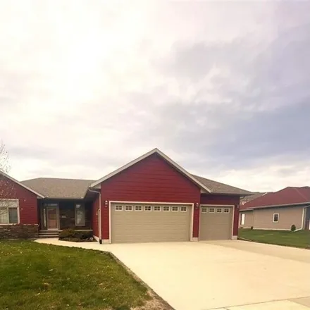 Buy this 4 bed house on 1156 Horatio Street in Fairmont, MN 56031