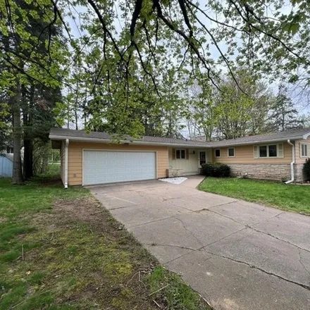 Buy this 3 bed house on 1113 Gilbert Street in Wausau, WI 54403