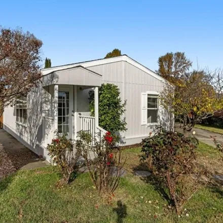 Buy this studio apartment on 100 Chiquita Camino Drive in Park Creek Village Mobile Home Park, Sonoma