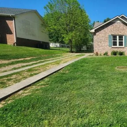 Rent this 3 bed house on 279 Moncrest Drive in Clarksville, TN 37042