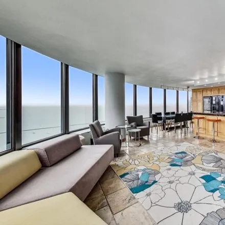 Image 8 - Lake Point Tower, 505 North Lake Shore Drive, Chicago, IL 60611, USA - Condo for rent