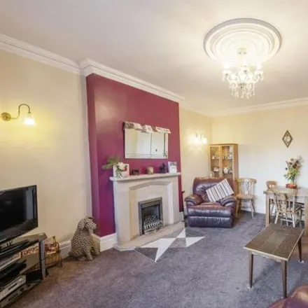 Image 6 - Thorne Road/Avenue Road, Thorne Road, Doncaster, DN2 5BH, United Kingdom - Apartment for sale