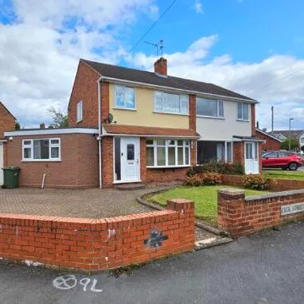 Buy this 3 bed duplex on Cecil Street in Amblecote, DY8 1XQ