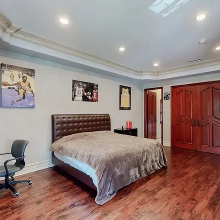Rent this 7 bed house on Los Angeles