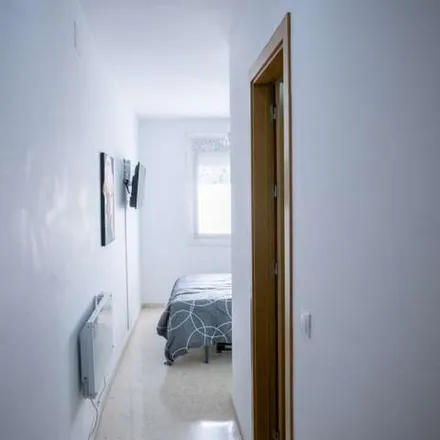 Image 7 - Carrer Carretera de Llíria, 46100 Burjassot, Spain - Apartment for rent