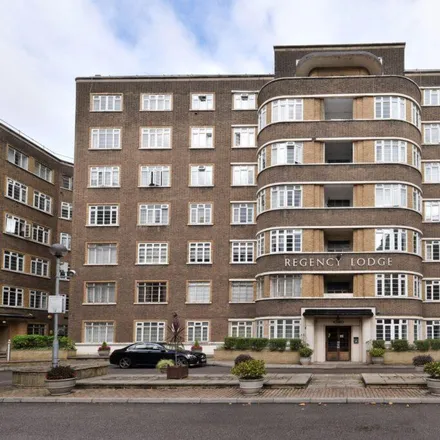 Rent this 5 bed apartment on Regency Lodge in Adelaide Road, London