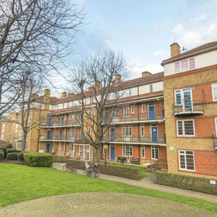 Rent this 2 bed apartment on Laurel Court in Acorn Walk, London