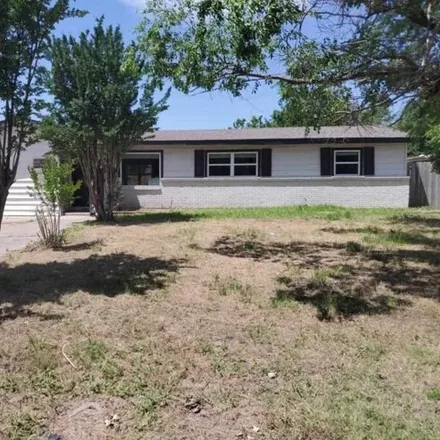 Buy this 4 bed house on 633 SW 45th St in Lawton, Oklahoma
