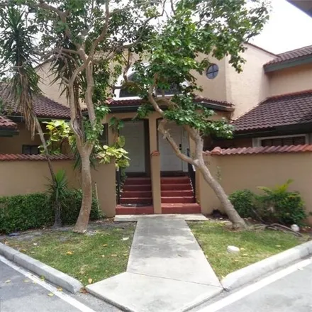 Rent this 2 bed house on unnamed road in Plantation, FL 33322