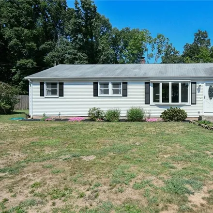 Buy this 3 bed house on 31 Dogwood Road in North Branford, CT 06471