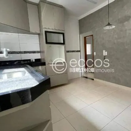 Buy this 3 bed house on Alameda Tamareiras in Jardim California, Uberlândia - MG