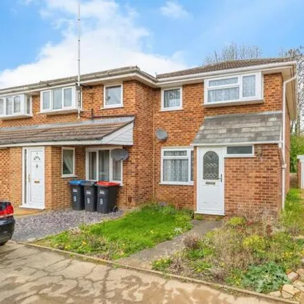 Buy this 3 bed house on Kerria Place in Bletchley, MK3 6PY