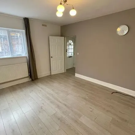 Rent this 1 bed apartment on Leamington Rd / War Memorial Park in Leamington Road, Coventry