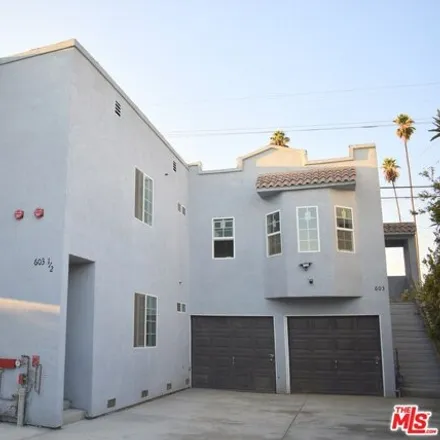Image 2 - 605 West 47th Street, Los Angeles, CA 90037, USA - House for sale