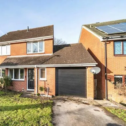 Buy this 4 bed house on Hagbourne Close in Woodcote, RG8 0RZ