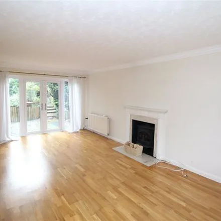 Image 1 - Thornton Place, Stock, CM4 9NQ, United Kingdom - Apartment for rent