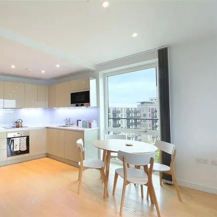 Image 5 - South Garden View, Sayer Street, London, SE17 1FE, United Kingdom - Apartment for rent