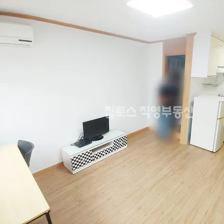 Rent this studio apartment on 서울특별시 도봉구 쌍문동 88-95