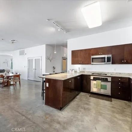 Buy this 3 bed condo on Anaheim Ice in South Clementine Street, Anaheim