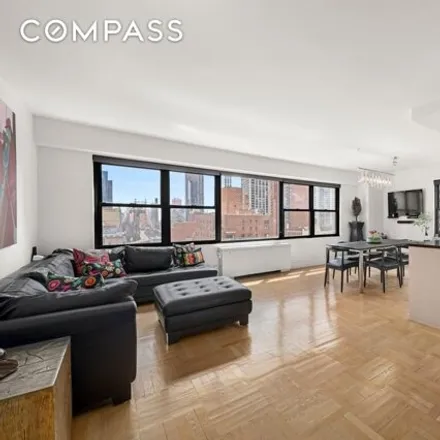 Image 1 - 1020 3rd Avenue, New York, NY 10065, USA - Apartment for sale