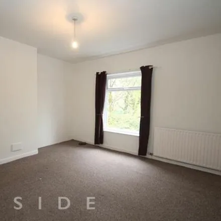 Image 5 - Crowneast Street, Rochdale, OL11 5EX, United Kingdom - Townhouse for sale