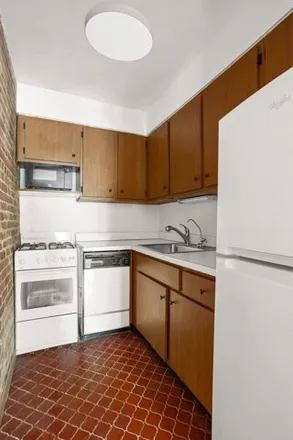 Image 4 - 316 W 83rd St Apt 4A, New York, 10024 - Apartment for sale