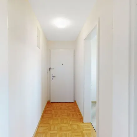 Rent this 4 bed apartment on Schützenstrasse 40 in 8401 Winterthur, Switzerland