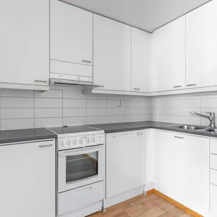 Rent this 2 bed apartment on Kaislatie 32 in 01300 Vantaa, Finland